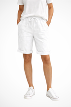 Culotte Women with Relaxed Make in White#colour_white
