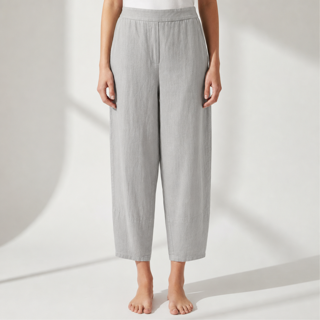 Dress Pants Women with Pure Linen Fabric and Slim Cut in Light Grey#colour_light-grey