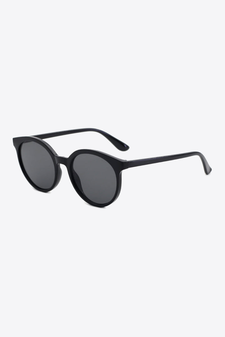 Sunglasses Women Round | UV400 Lenses and Slim Frame in Black#colour_black