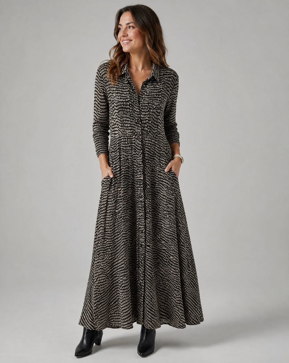 Shirt Dress Women V Neck | Relaxed Fit and Maxi Length in Black#colour_black